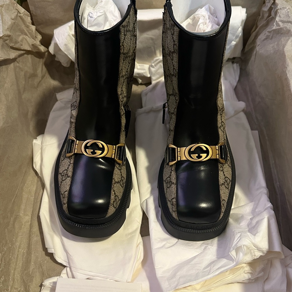 Gucci Black and Gold Women's Boots